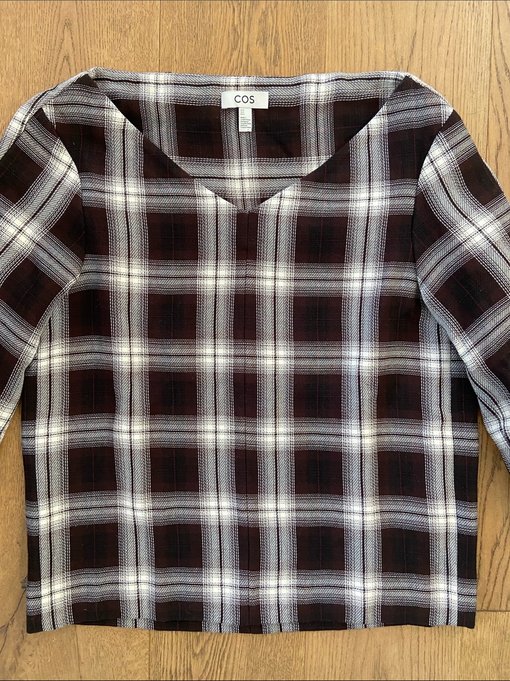 COS Checked V-Neck Top - Picture 10 of 13